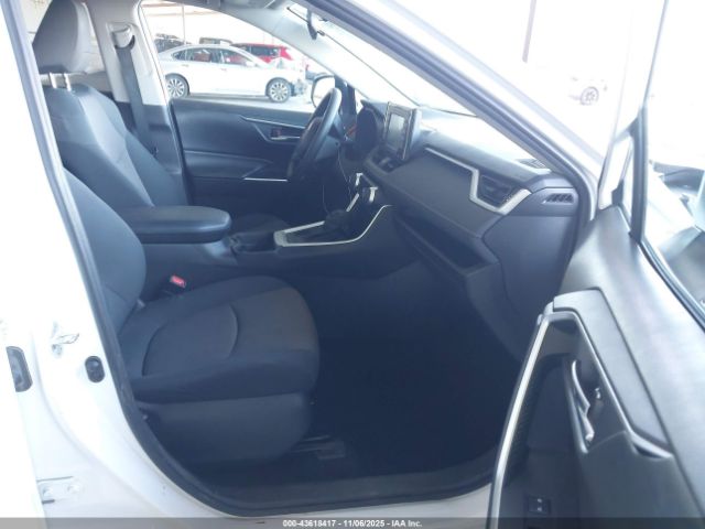 2019 TOYOTA RAV4 2T3P1RFV5KW044464 Photo 4