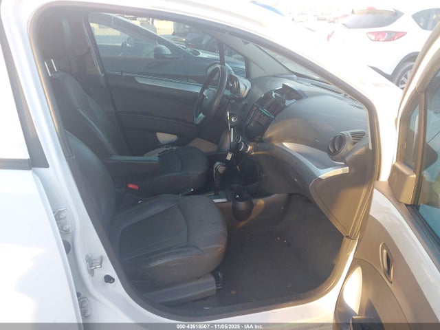 Продажа на аукционе авто 2014 Chevrolet Spark 1lt Auto, vin: KL8CD6S92EC515273, номер лота: 43618507