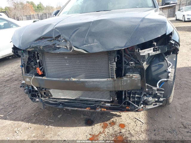 5NMJFCAE2NH142601 Hyundai TUCSON SEL