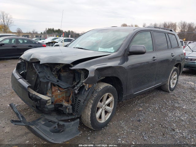 2010 TOYOTA HIGHLANDER 5TDBK3EH9AS026968 Photo 1