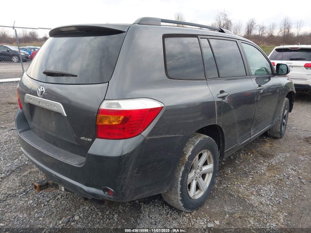 2010 TOYOTA HIGHLANDER 5TDBK3EH9AS026968 Photo 3