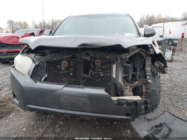 2010 TOYOTA HIGHLANDER 5TDBK3EH9AS026968 Photo 5