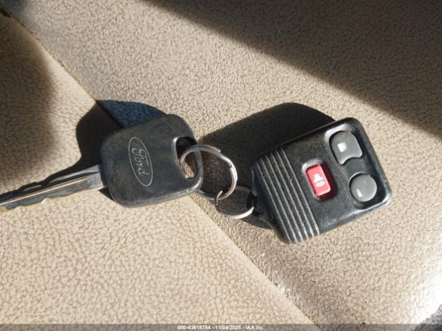 2003 FORD ESCAPE 1FMYU93173KC66300 Photo 10