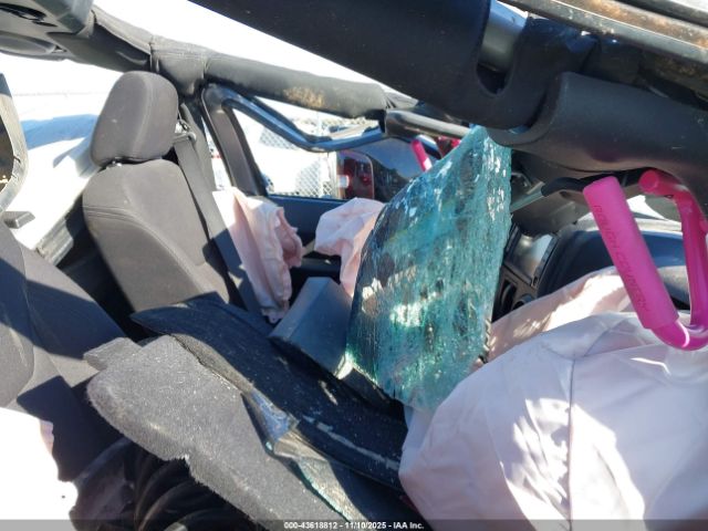 2014 JEEP WRANGLER 1C4GJWAG1EL173803 Photo 4