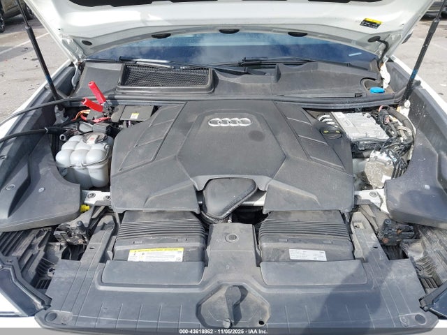 2019 AUDI Q8 WA1AVAF19KD016764 Photo 9