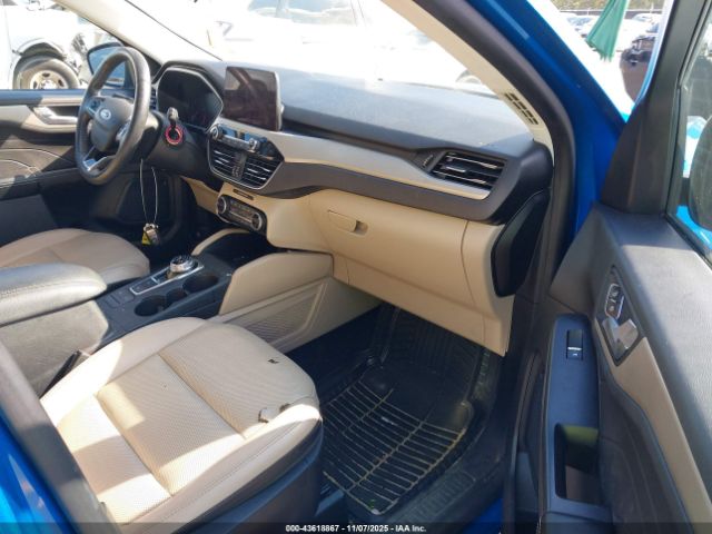 2021 FORD ESCAPE 1FMCU9H69MUA52039 Photo 4