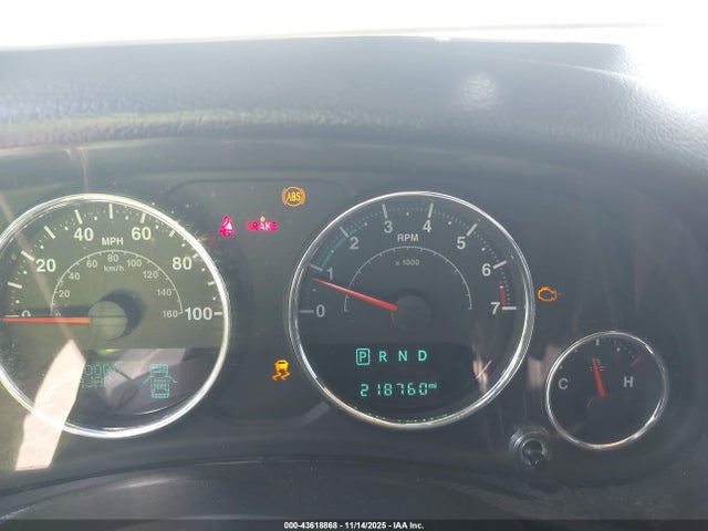 1C4BJWDG0EL311725 Jeep Wrangler Unlimited Sport