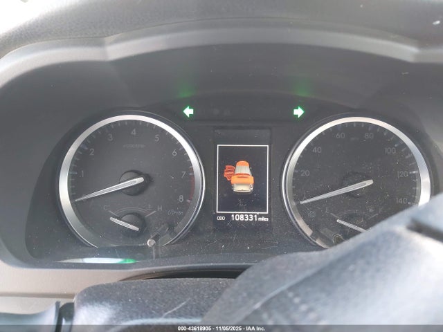 5TDKZRFHXKS554033 Toyota Highlander Xle