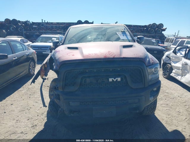 43618959 :رقم المزاد ، 1C6RR7YT3JS111899 vin ، 2018 Ram 1500 Rebel  4x4 5'7 Box مزاد بيع
