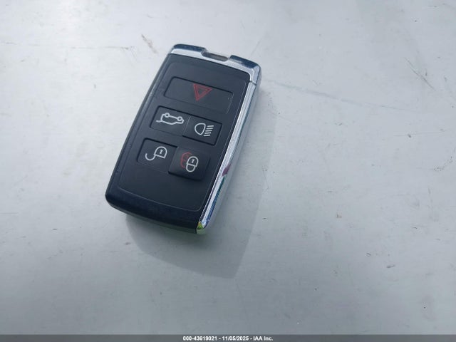 2020 JAGUAR E-PACE SADFK2FX0L1Z85973 Photo 10