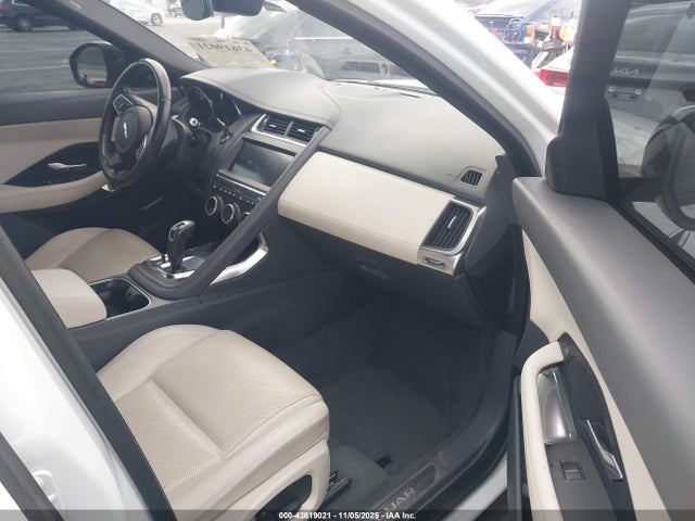 2020 JAGUAR E-PACE SADFK2FX0L1Z85973 Photo 4