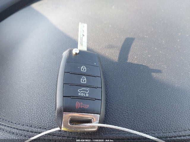 5XYPG4A50KG458386 KIA Sorento 3.3l Lx