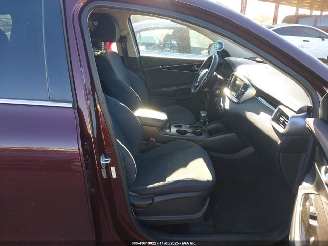 5XYPG4A50KG458386 KIA Sorento 3.3l Lx