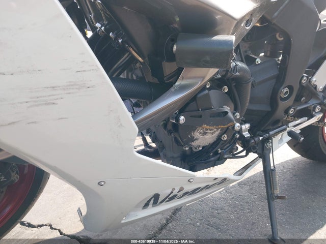 JKBZXJJ18SA017969 Kawasaki Zx636 K