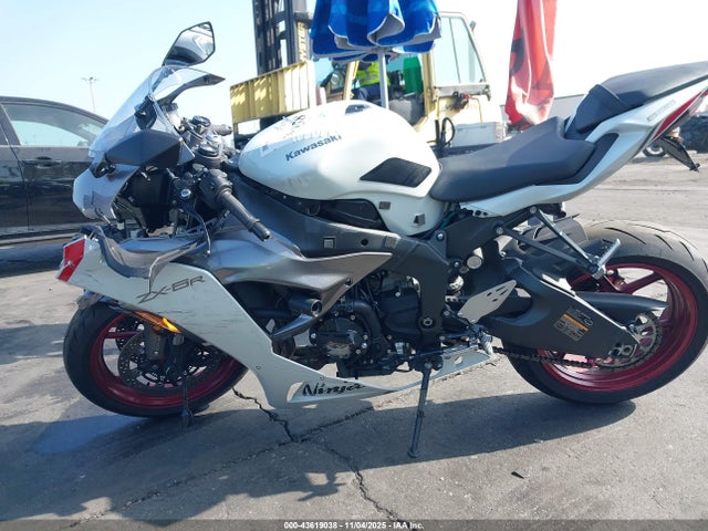 JKBZXJJ18SA017969 Kawasaki Zx636 K