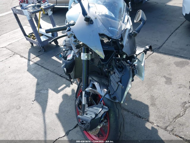 JKBZXJJ18SA017969 Kawasaki Zx636 K