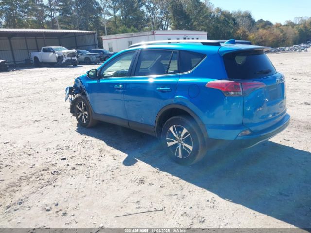 2018 TOYOTA RAV4 JTMWFREV1JJ722459 Photo 2