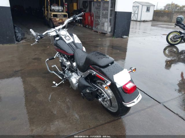 2007 HARLEY-DAVIDSON FLSTF 1HD1BX51X7Y069927 Photo 2