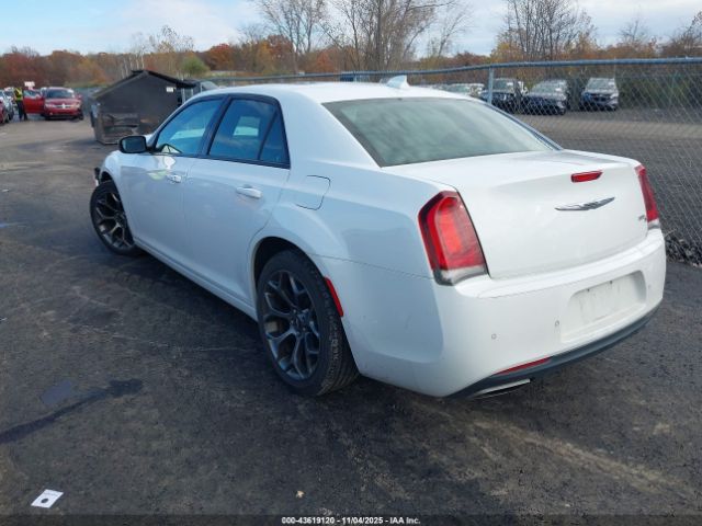 2017 CHRYSLER 300 2C3CCABG4HH635559 Photo 2