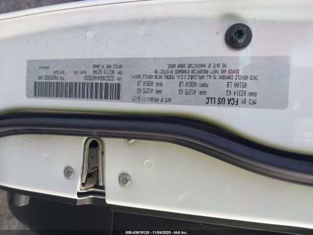 2017 CHRYSLER 300 2C3CCABG4HH635559 Photo 8