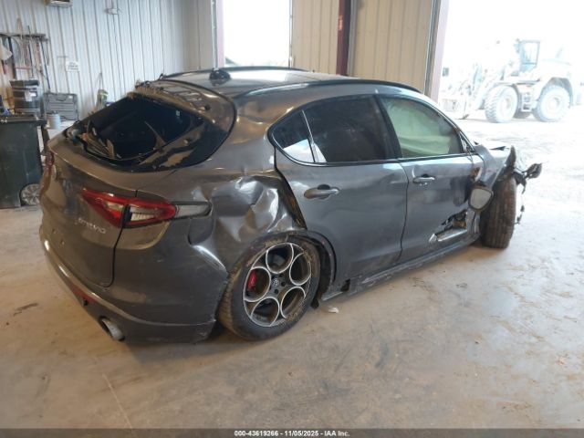 2020 ALFA ROMEO STELVIO ZASPAKAN9L7C84748 Photo 3