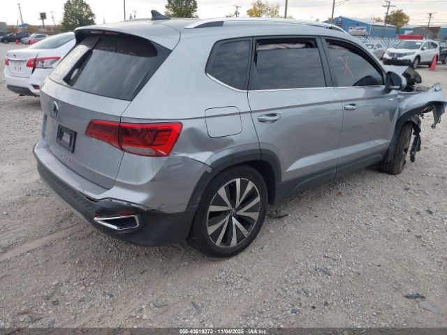 2022 VOLKSWAGEN TAOS 3VVTX7B26NM033171 Photo 3