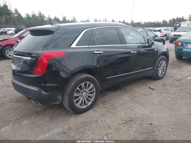2017 CADILLAC XT5 1GYKNDRSXHZ259330 Photo 3