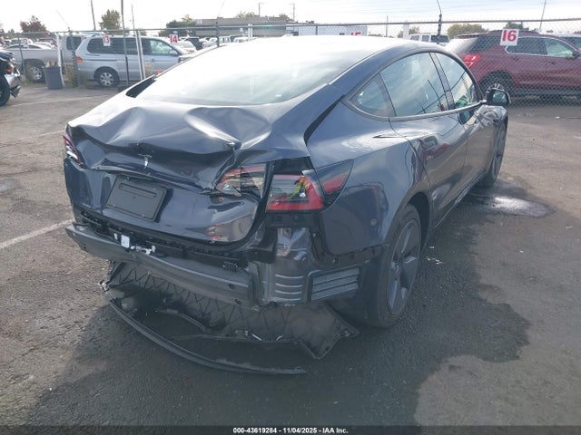 2023 TESLA MODEL 3 5YJ3E1EA2PF564539 Photo 3