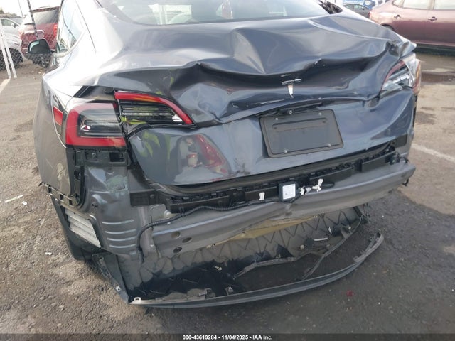 2023 TESLA MODEL 3 5YJ3E1EA2PF564539 Photo 5