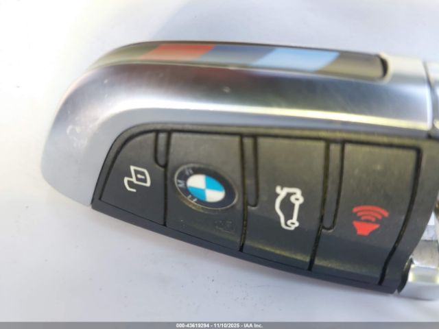 2023 BMW M3 WBS33AY07PFN32604 Photo 10