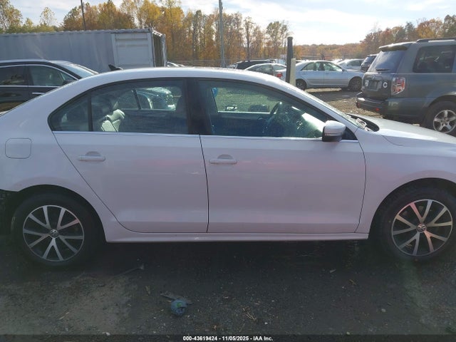 Продажа на аукционе авто 2017 Volkswagen Jetta 1.4t Se, vin: 3VWDB7AJ1HM306707, номер лота: 43619424
