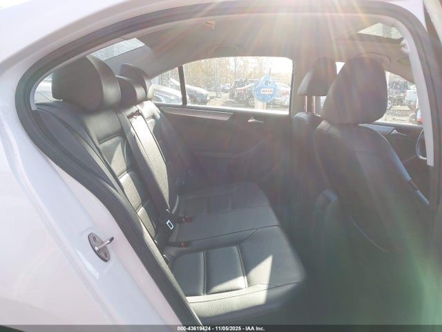 Продажа на аукционе авто 2017 Volkswagen Jetta 1.4t Se, vin: 3VWDB7AJ1HM306707, номер лота: 43619424