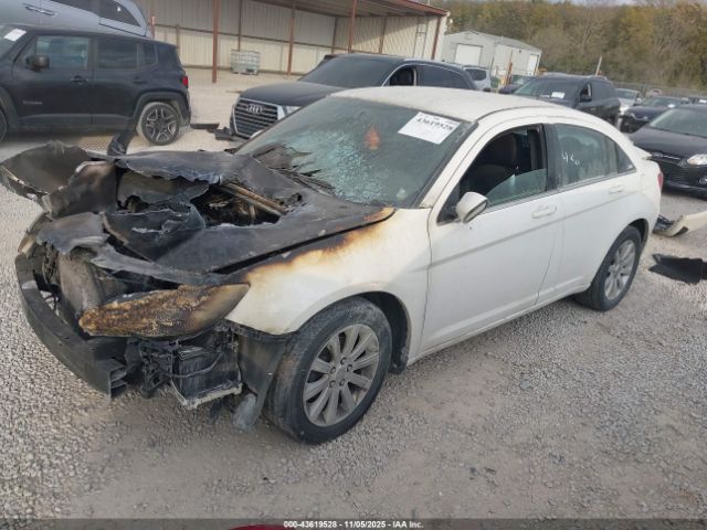 2011 CHRYSLER 200 1C3BC1FB6BN512001 Photo 1