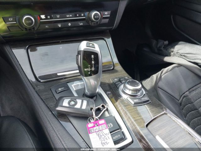 2011 BMW 528I WBAFR1C59BC739038 Photo 10