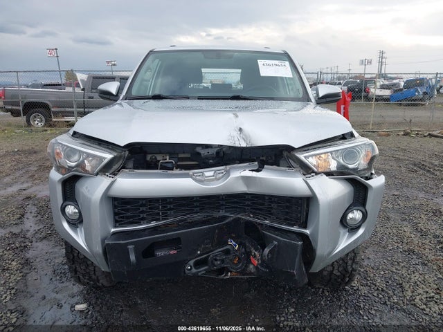 Продажа на аукционе авто 2015 Toyota 4runner Sr5, vin: JTEBU5JRXF5269895, номер лота: 43619655