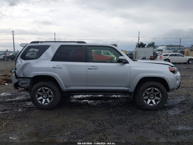 Продажа на аукционе авто 2015 Toyota 4runner Sr5, vin: JTEBU5JRXF5269895, номер лота: 43619655