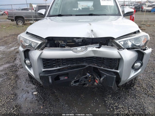 Продажа на аукционе авто 2015 Toyota 4runner Sr5, vin: JTEBU5JRXF5269895, номер лота: 43619655