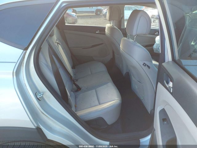 2018 HYUNDAI TUCSON KM8J23A49JU770396 Photo 7