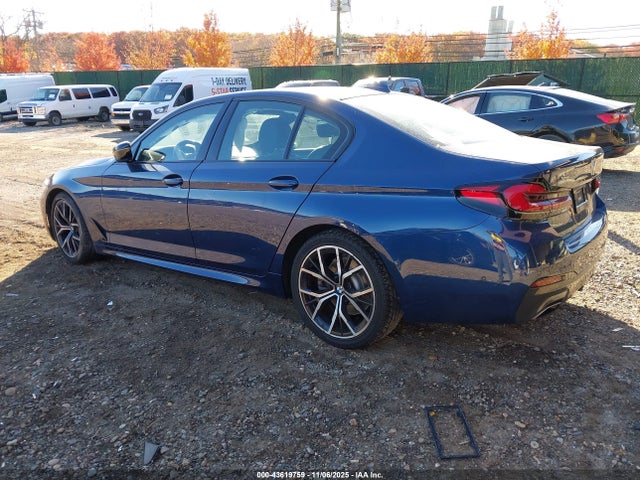 2022 BMW 530 WBA13BJ07NCJ50535 Photo 2