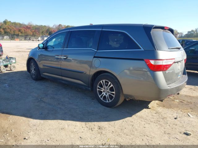 2011 HONDA ODYSSEY 5FNRL5H63BB035012 Photo 2