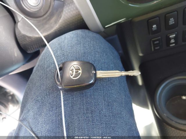 2012 TOYOTA FJ CRUISER JTEBU4BF2CK125933 Photo 10