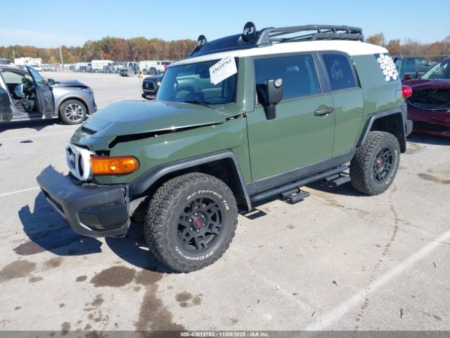 2012 TOYOTA FJ CRUISER JTEBU4BF2CK125933 Photo 1