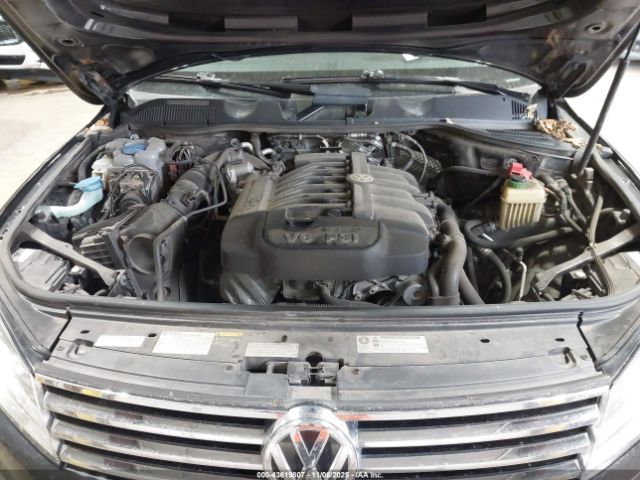 2015 VOLKSWAGEN TOUAREG WVGEF9BP9FD006850 Photo 9