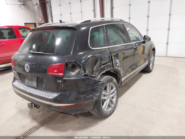 2015 VOLKSWAGEN TOUAREG WVGEF9BP9FD006850 Photo 3