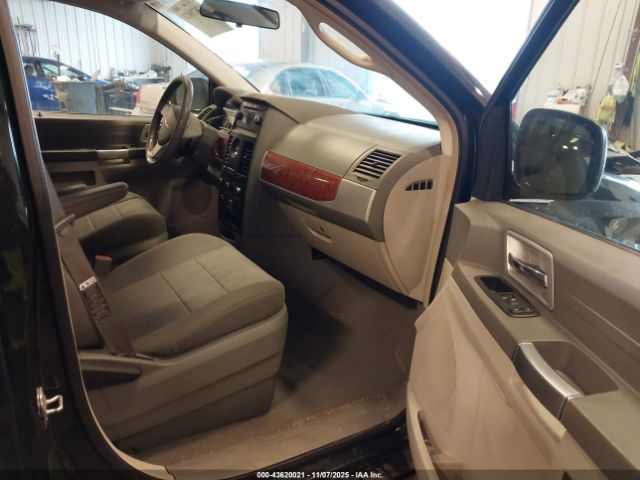 2008 CHRYSLER TOWN & COUNTRY 2A8HR54P08R829495 Photo 4