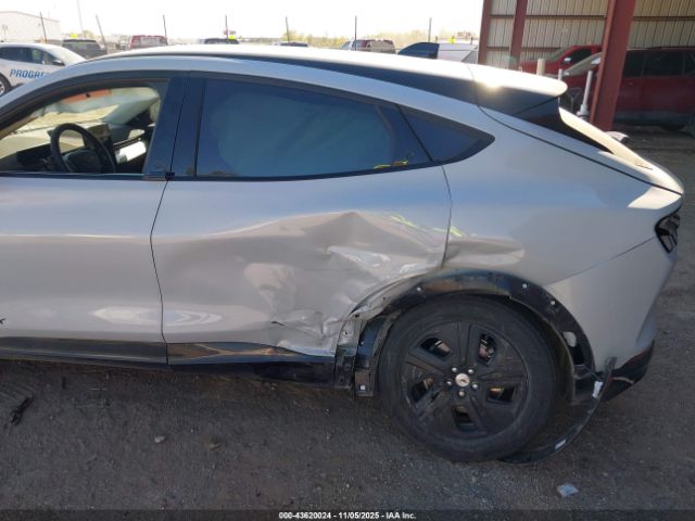 2021 FORD MUSTANG MACH-E 3FMTK2R78MMA65468 Photo 5
