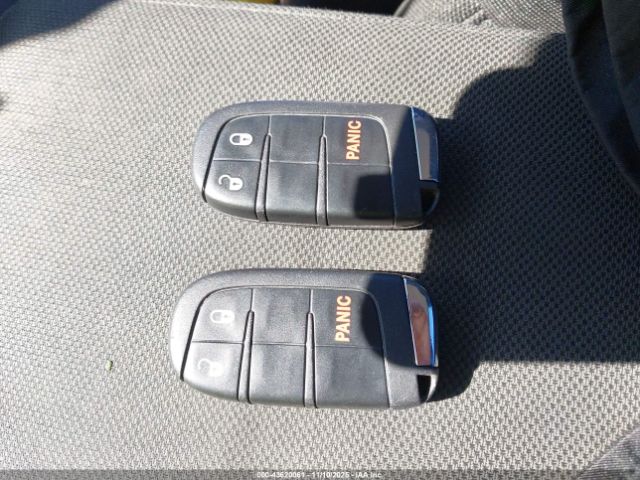 2021 JEEP RENEGADE ZACNJDBBXMPM70431 Photo 10