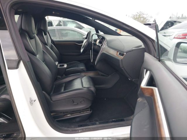 2018 TESLA MODEL X 5YJXCBE26JF092035 Photo 4