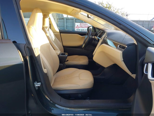 2014 TESLA MODEL S 5YJSA1H17EFP32496 Photo 4