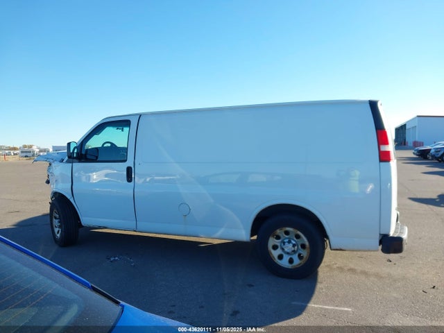 1GCSHAF48E1199155 Chevrolet Express 1500 Work Van